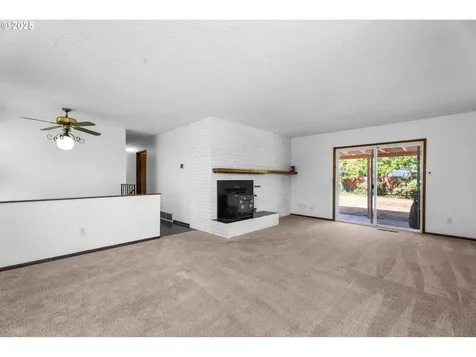 4111 Center Street Washougal WA 98671