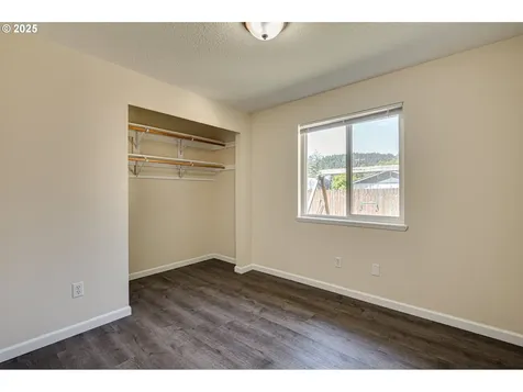 102 W Humphrey Street Yacolt WA 98675