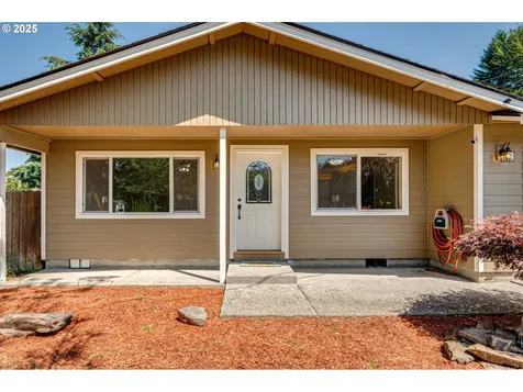 102 W Humphrey Street Yacolt WA 98675