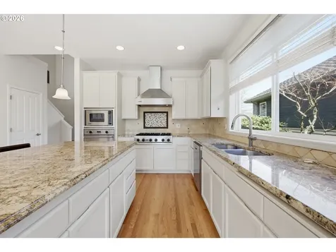 16078 NW Saint Andrews Drive Portland OR 97229