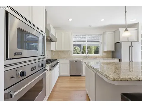 16078 NW Saint Andrews Drive Portland OR 97229