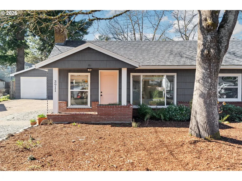 3911 SE 104th Avenue Portland OR 97266