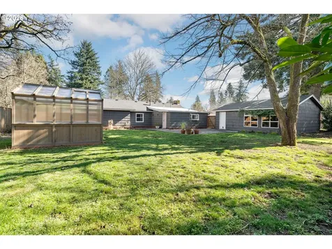 3911 SE 104th Avenue Portland OR 97266