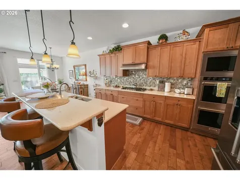 331 SE 13th Place Canby OR 97013