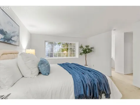 1721 Highland Drive Lake Oswego OR 97034