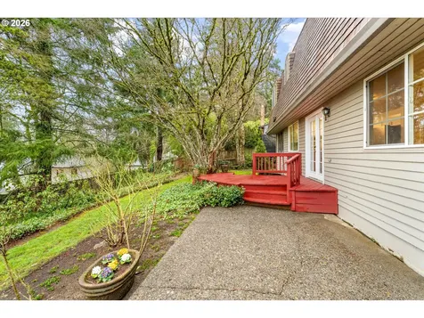 1721 Highland Drive Lake Oswego OR 97034