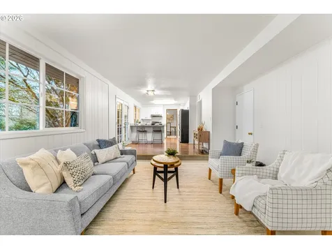 1721 Highland Drive Lake Oswego OR 97034