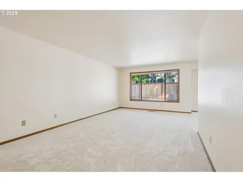 3441 SW Vermont Street Portland OR 97219