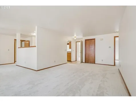 3441 SW Vermont Street Portland OR 97219