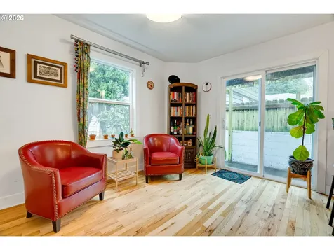 514 SE 61st Avenue Portland OR 97215