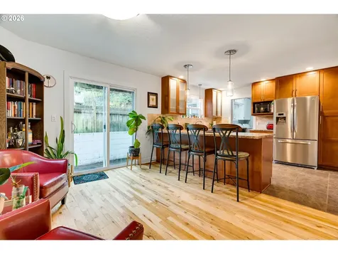 514 SE 61st Avenue Portland OR 97215