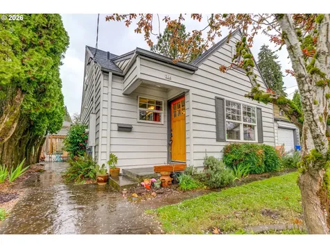 514 SE 61st Avenue Portland OR 97215