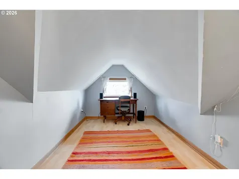 514 SE 61st Avenue Portland OR 97215
