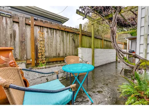 514 SE 61st Avenue Portland OR 97215