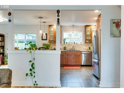 514 SE 61st Avenue Portland OR 97215