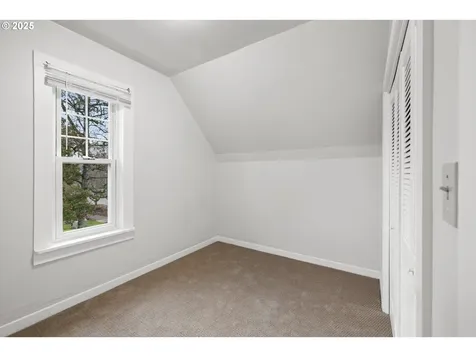 343 NE Jackson Street Hillsboro OR 97124