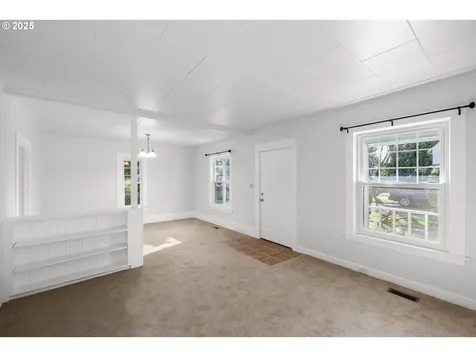 343 NE Jackson Street Hillsboro OR 97124