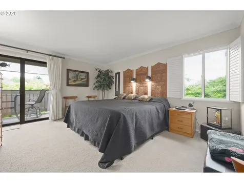 2094 Lake Isle Drive Eugene OR 97401