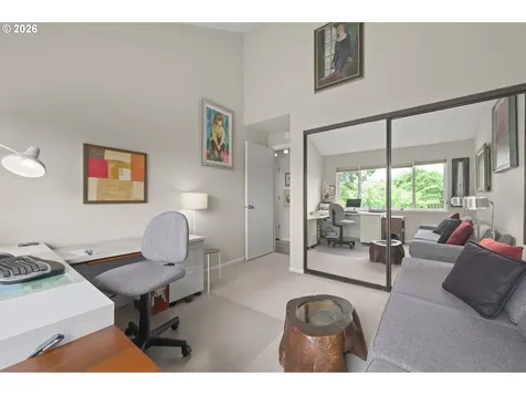 2094 Lake Isle Drive Eugene OR 97401