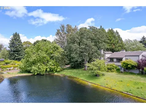 2094 Lake Isle Drive Eugene OR 97401