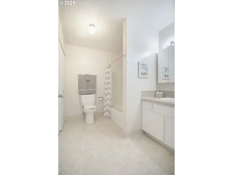 2005 Tibbetts Drive Longview WA 98632