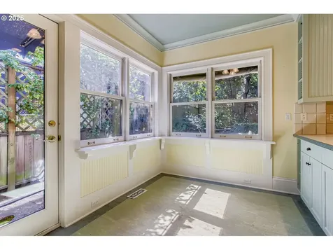 1325 NW 26th Avenue Portland OR 97210