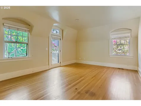 1325 NW 26th Avenue Portland OR 97210