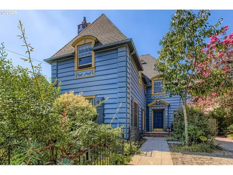 1325 NW 26th Avenue Portland OR 97210