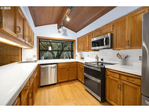 21065 Apollo Court West Linn OR 97068