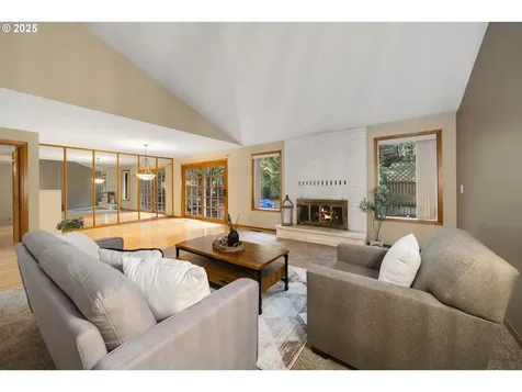 21065 Apollo Court West Linn OR 97068