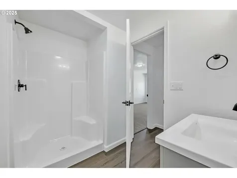 2295 Laurelhurst Drive Eugene OR 97402