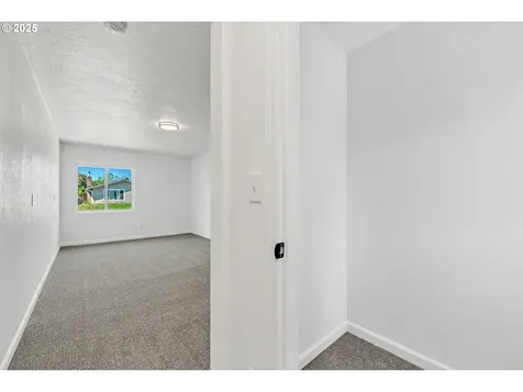 2295 Laurelhurst Drive Eugene OR 97402