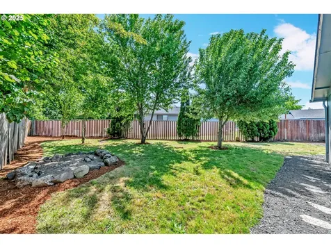 2295 Laurelhurst Drive Eugene OR 97402