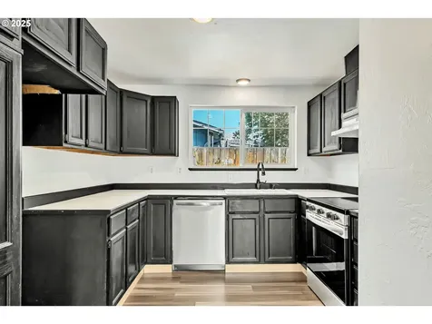 2295 Laurelhurst Drive Eugene OR 97402