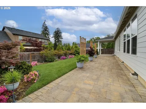 7503 NE 172nd Place Vancouver WA 98682