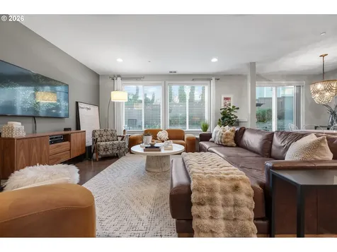 10642 NW Glenmore Way Portland OR 97229