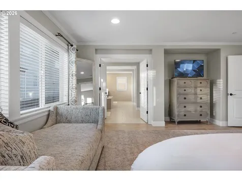 10642 NW Glenmore Way Portland OR 97229