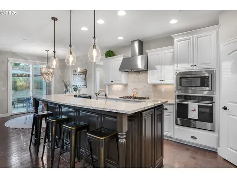 10642 NW Glenmore Way Portland OR 97229
