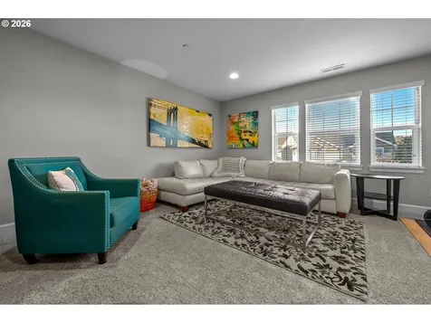 10642 NW Glenmore Way Portland OR 97229