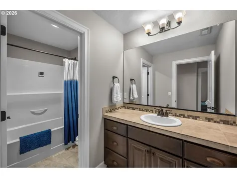 10642 NW Glenmore Way Portland OR 97229