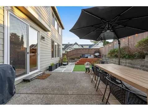 10642 NW Glenmore Way Portland OR 97229