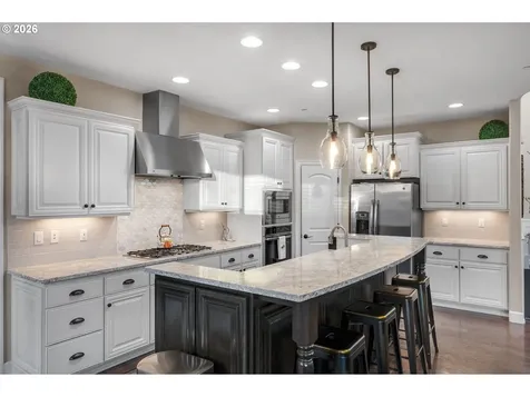 10642 NW Glenmore Way Portland OR 97229