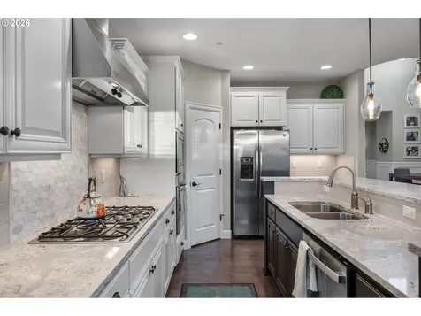 10642 NW Glenmore Way Portland OR 97229
