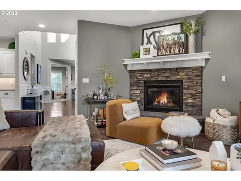 10642 NW Glenmore Way Portland OR 97229