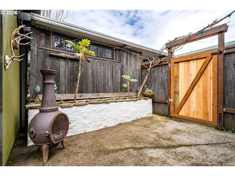 6209 SE 141st Avenue Portland OR 97236