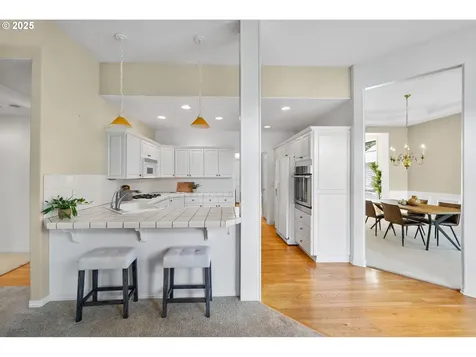 28563 SW Meadows Loop Wilsonville OR 97070