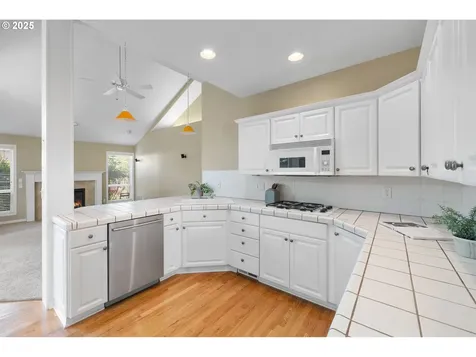 28563 SW Meadows Loop Wilsonville OR 97070