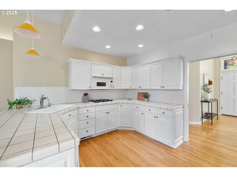 28563 SW Meadows Loop Wilsonville OR 97070
