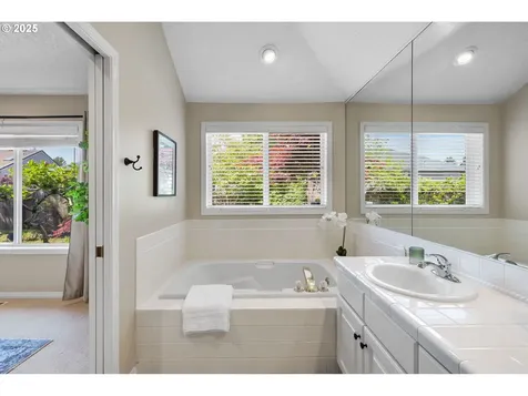 28563 SW Meadows Loop Wilsonville OR 97070