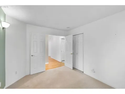 28563 SW Meadows Loop Wilsonville OR 97070